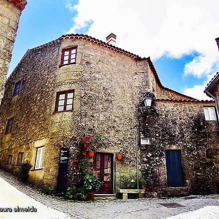 فيلا مونسانتوفي Casa Do Miradouro المظهر الخارجي الصورة