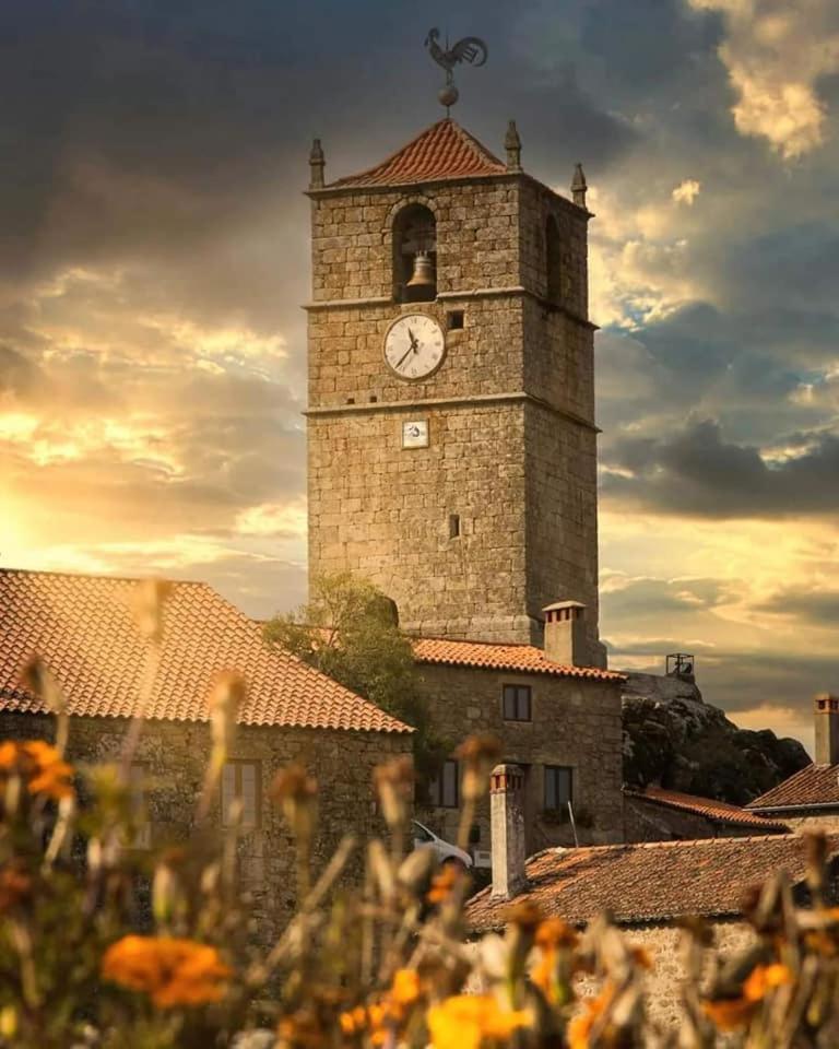 فيلا مونسانتوفي Casa Do Miradouro المظهر الخارجي الصورة