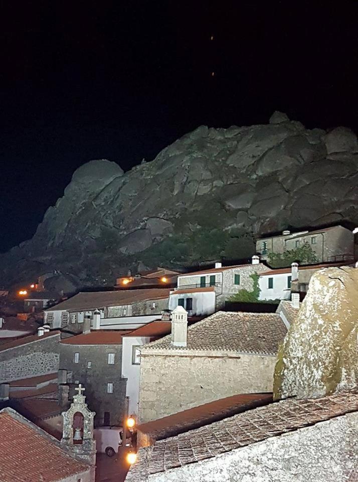 فيلا مونسانتوفي Casa Do Miradouro المظهر الخارجي الصورة