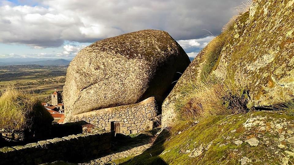 فيلا مونسانتوفي Casa Do Miradouro المظهر الخارجي الصورة